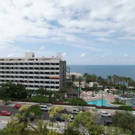 Bluesea Interpalace Hotel