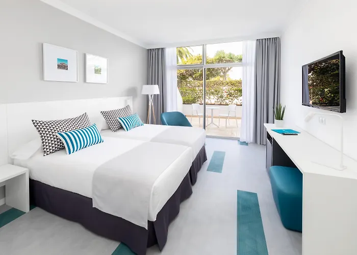 Bluesea Interpalace מלון 4*