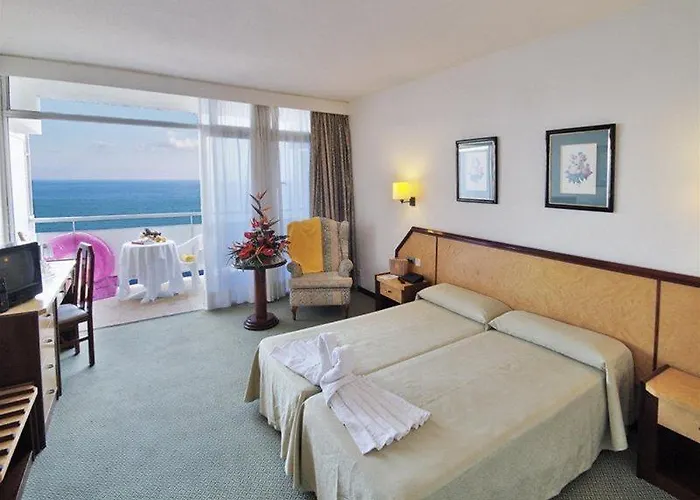 מלון Bluesea Interpalace 4*